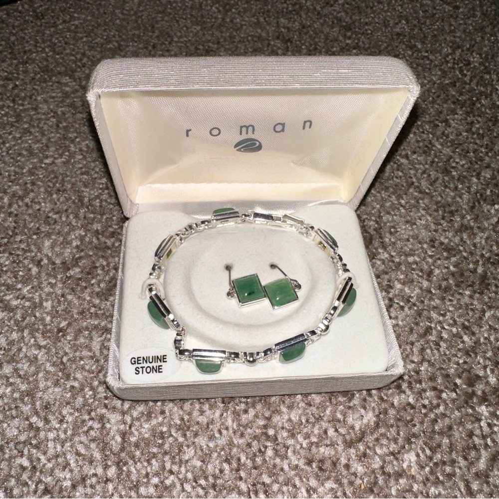 Roman Earrings and Bracelet Set